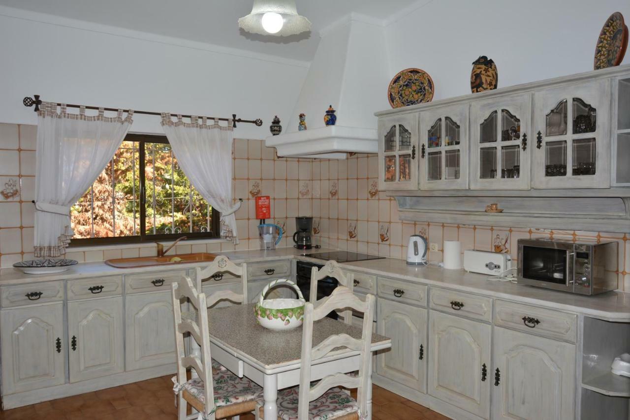 Villa Paraiso - 4 Bedrooms And Pool Albufeira Exterior foto